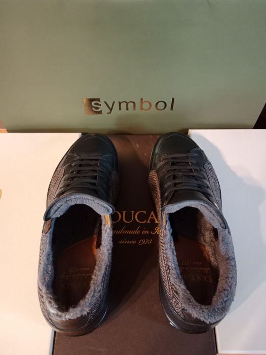 Кроссовки Doucals оригинал