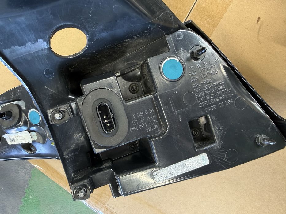 Фонари Tesla model 3/Y USA