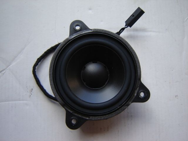 VW PASSAT B8 GŁOŚNIK DYNAUDIO NOWY 3G0035415 D
