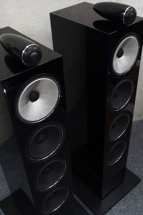 Акустичні системи B&W Bowers & Wilkins 702 S2