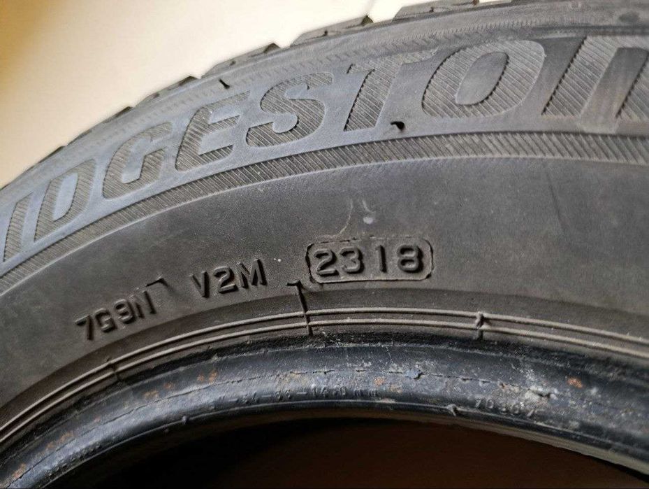 Пара шин б/у 195/65R15 91T Bridgestone Blizzak LM001 EVO