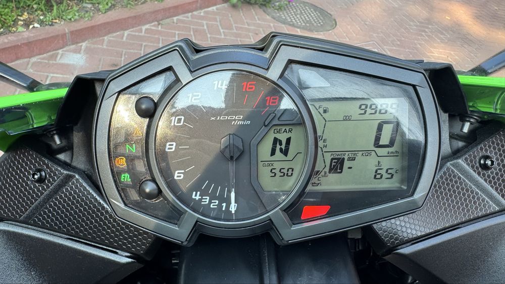 Kawasaki ZX-6 RA 2022 рік Кавасакі