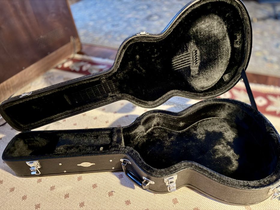 Guitarra Taylor GC 3
