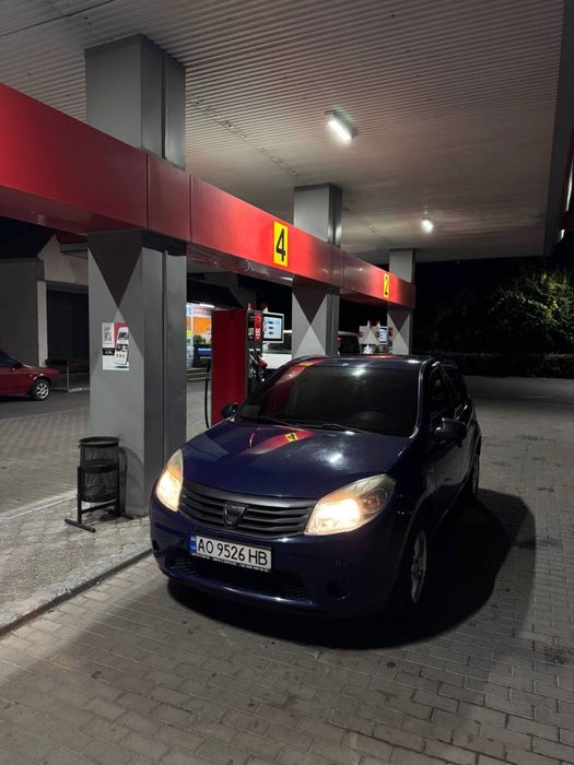 Продам Dacia Sandero 2009 року.