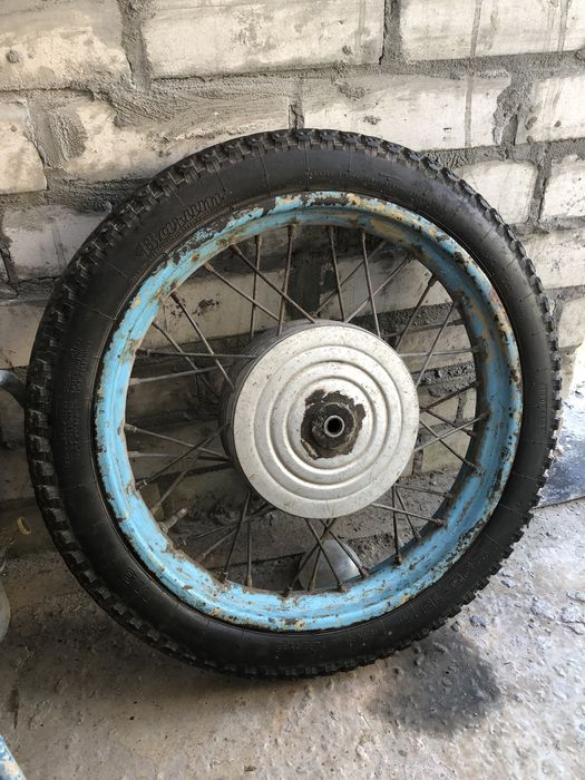 Колеса иж r18 - 3.50 на тачку