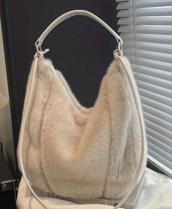 Włochata, Futrzana torebka damska Duża Shopperka Nowa Beżowa