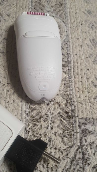 Отличный эпилятор BRAUN Silk Epil 5 в отличном состоянии.