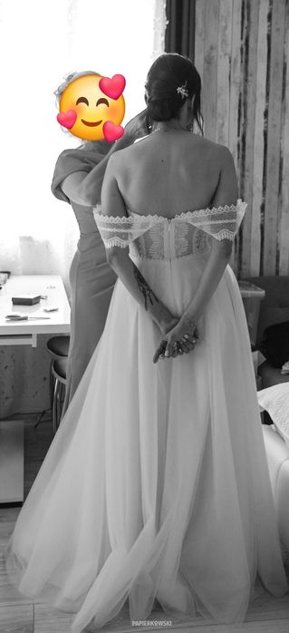 Suknia ślubna gorsetowa  koronka odpinane rękawki plus welon katedraln