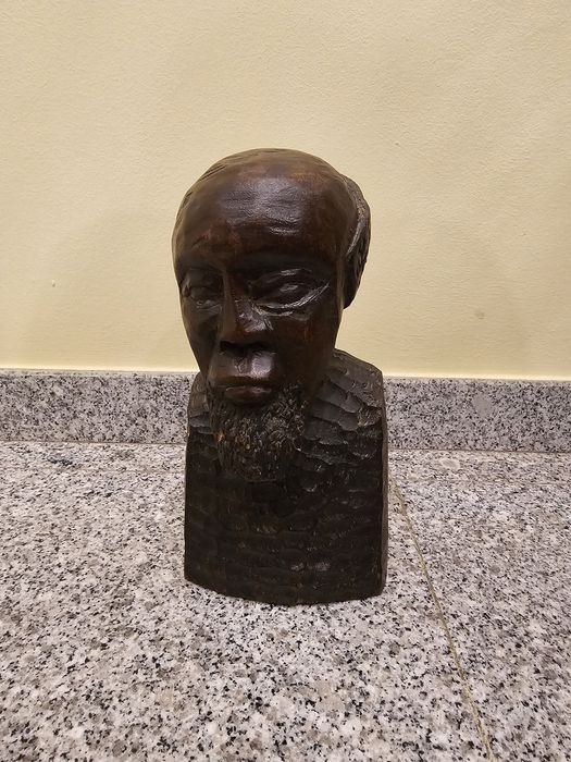 Busto africano Moçambique