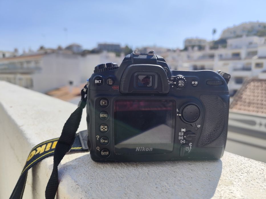 CORPO Nikon D200 – DSLR clássica em ótimo estado
