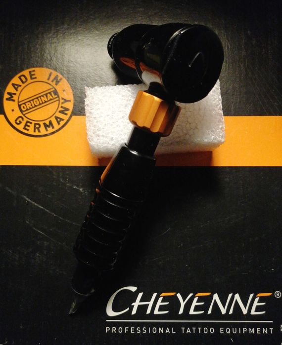 Máquina Tattoo Cheyenne Hawk Spirit Drive em Preto com Grip 22mm