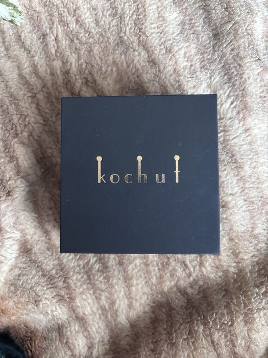 Обручки з білого золота Kochut "Хвилі кохання"