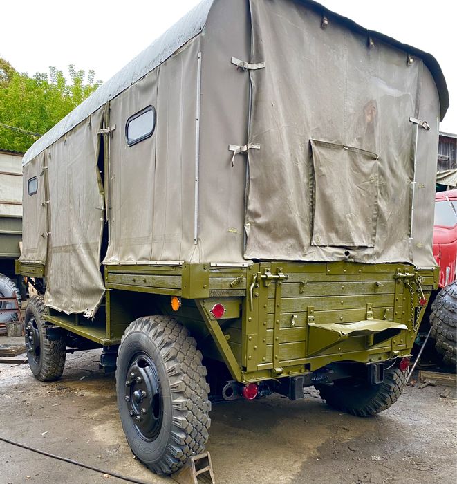 Прицеп СМЗ-810  2-ПН-4 зиловский зил новий