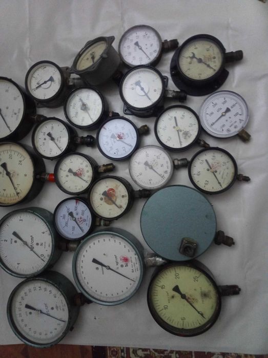 Манометры технические и кислородные, тягомеры жидкостные и газовые