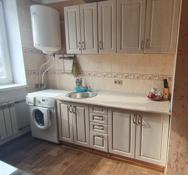 2-кімнатна квартира з меблями та технікою. Вул.Бульварна,54