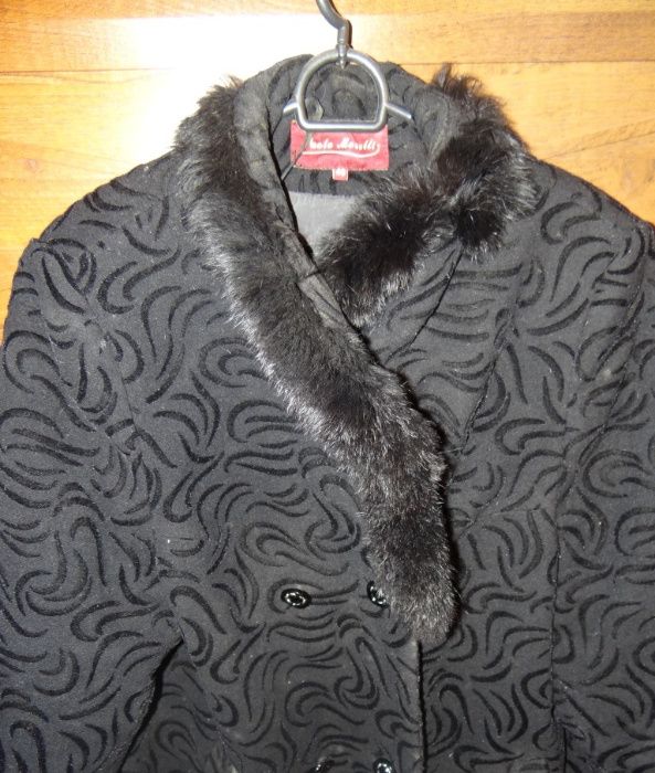 Elegancki czarny ciepły płaszcz zimowy rozm.46