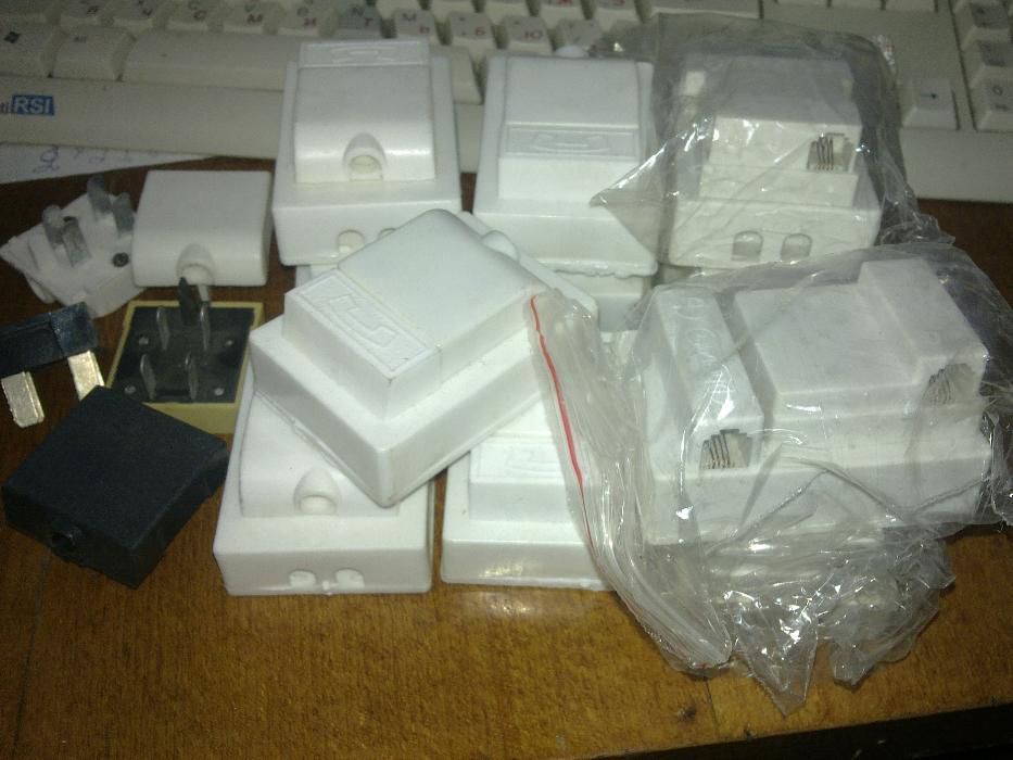 Телефонная розетка + вилка, провод / кабель