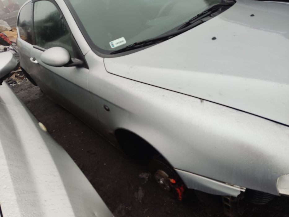 Karoseria Alfa Romeo 147 Maska Zderzak Błotnik Drzwi Wysyłka