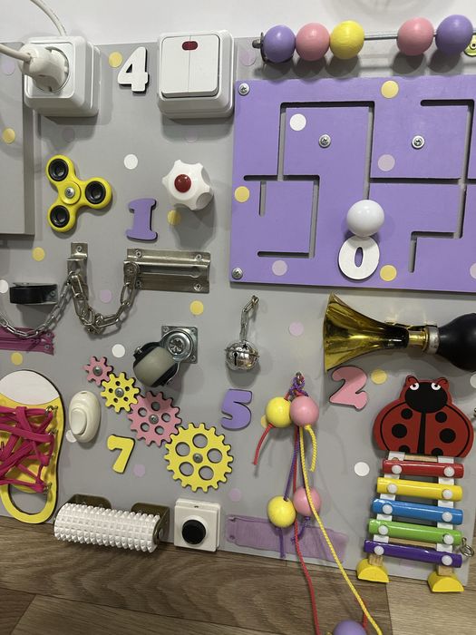 Бізіборд  50х65 см.