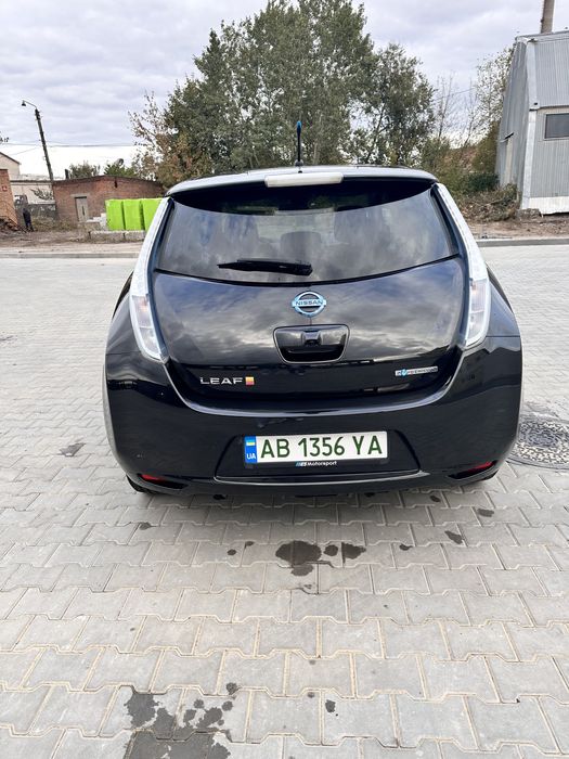 Оренда Nissan Leaf 3500 нед