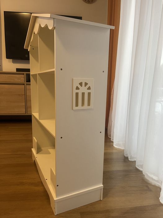 Regał domek dla lalek biały