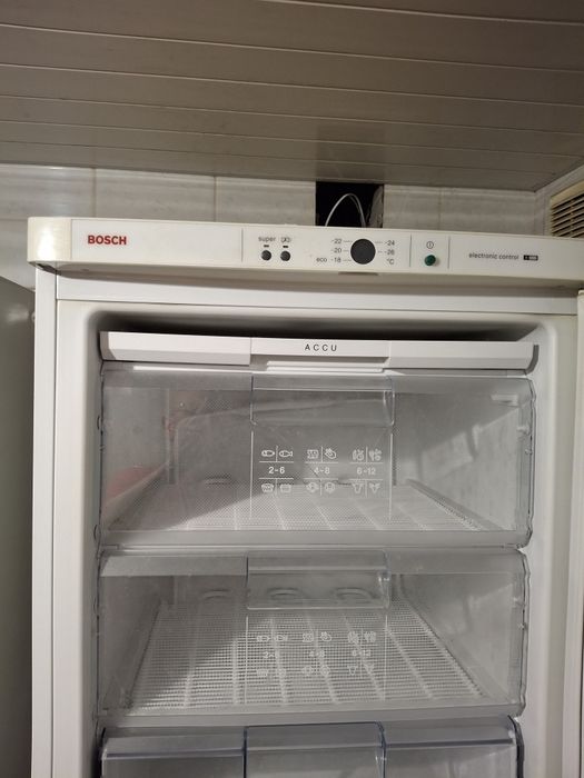 Морозильна камера BOSCH