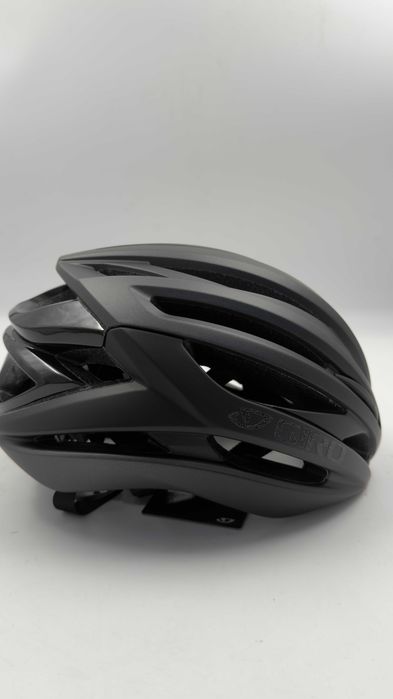 Nowy Kask Rowerowy GIro Syntax r. M (55-59cm)