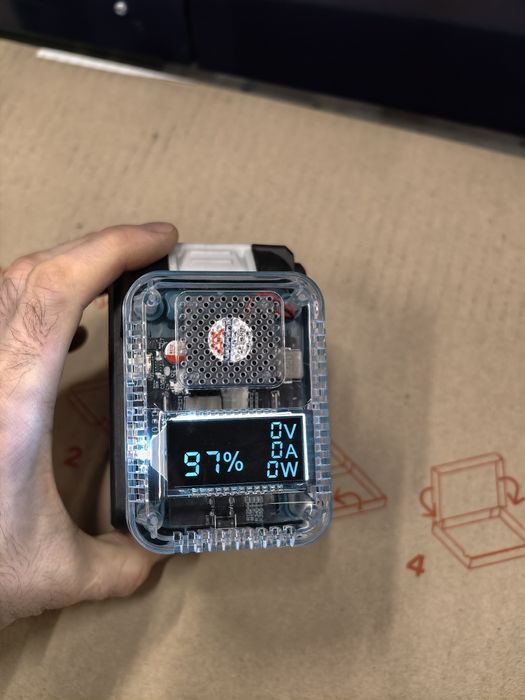 Повербанк 100W makita