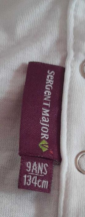 T-shirt com flores