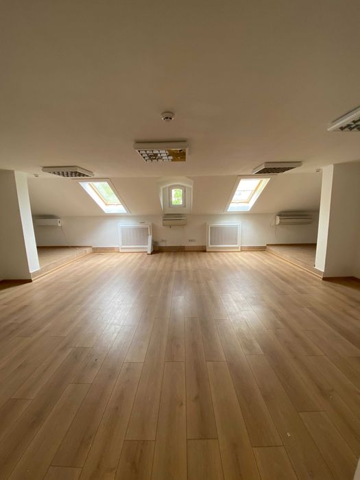 Продаж окремо розташованої будівлі в центрі Подолу - Готовий бізнес