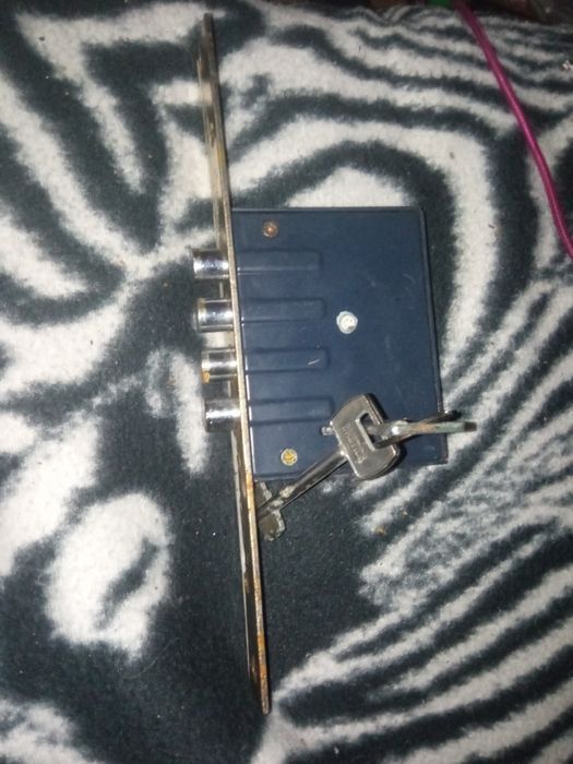 Дверной замок.б у.