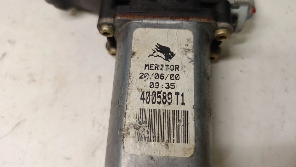 Motor vidro trás direito NISSAN Almera II Hatchback (N16)