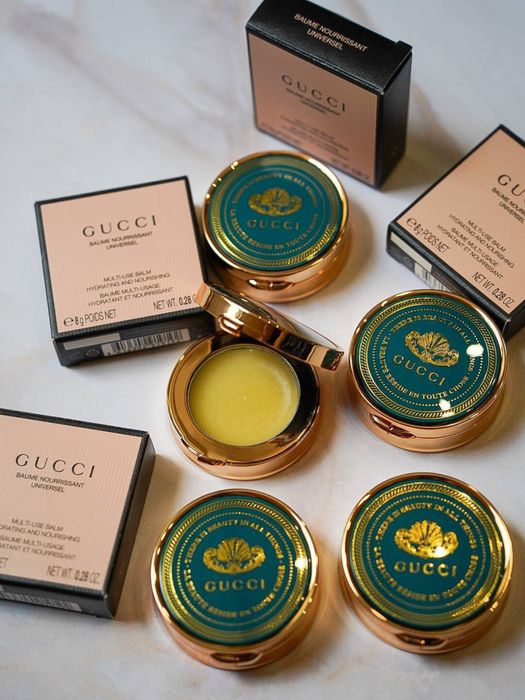 Бальзам для губ  multipurpose hydrating and nourishing balm
