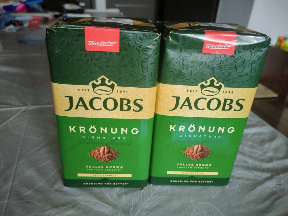 mielona  kawa  Jacobs Kronung o wadze 500g każde.