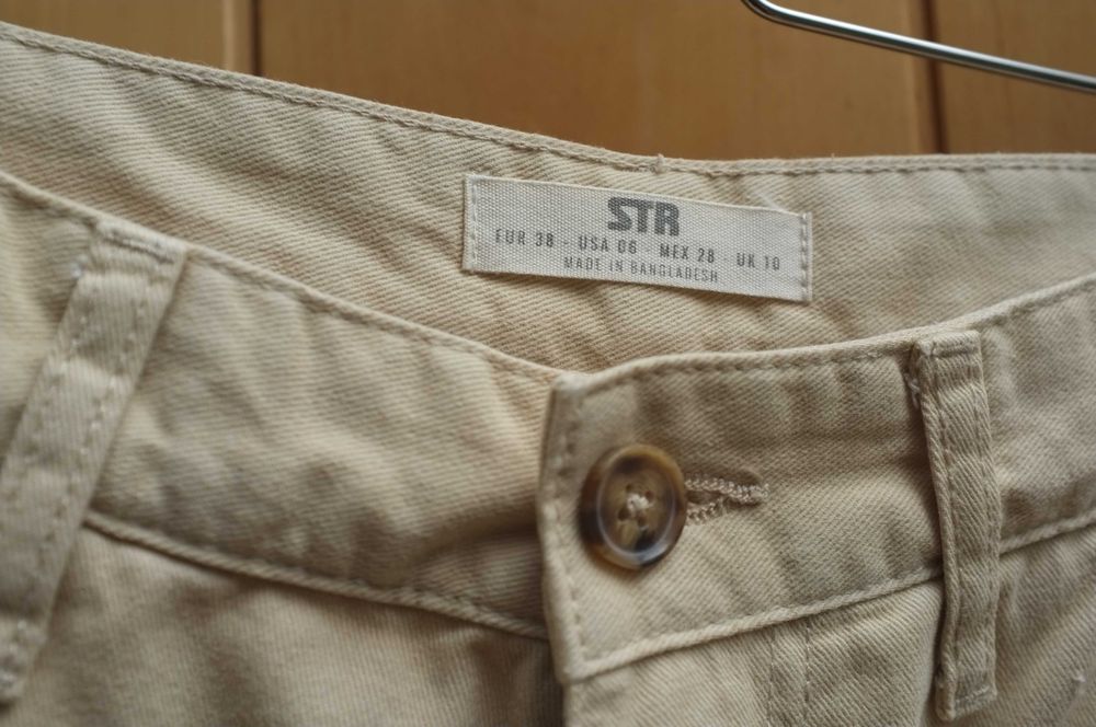 Stradivarius STR spodnie cargo bojówki wysoki stan proste nogawki 36