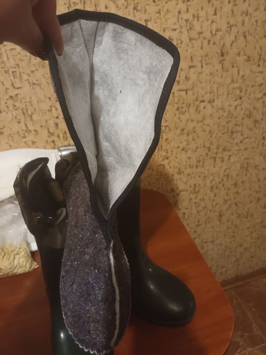 Резиновые сапоги