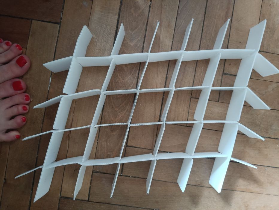 Podziałki plastikowe do kartonów 20 sztuk