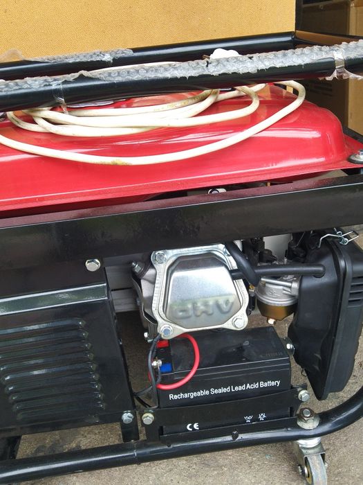 Продам генератор 3.5кв