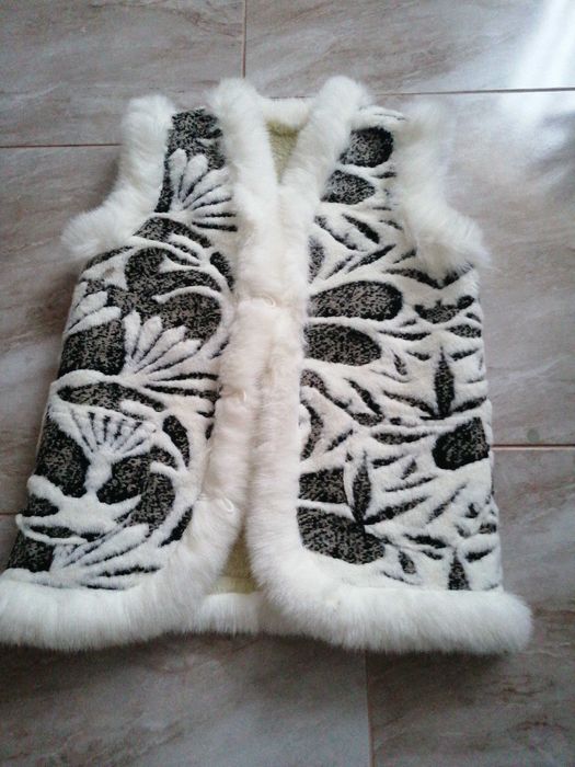 Продам закарпатські жилетки