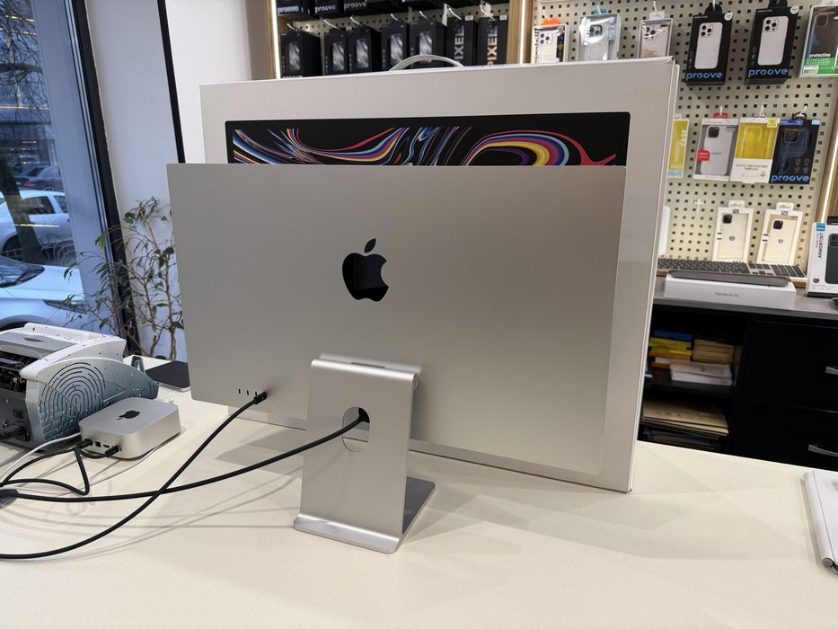 Open Box Apple Studio Display (новий, розпакована коробка) є чеки