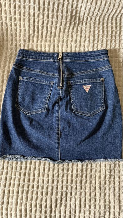 Продам джинсову спідницю GUESS