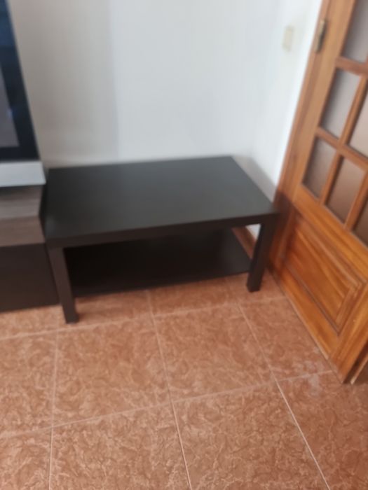 Mesa ikea castanha