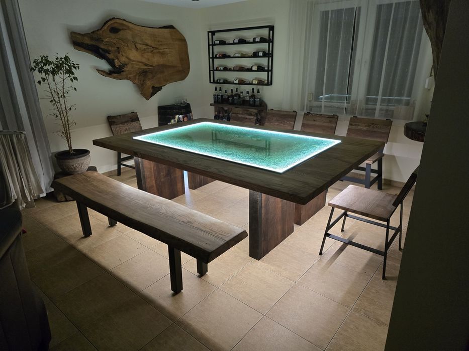 Stół drewniany dębowy jesionu szklany podświetlany Led krawędź