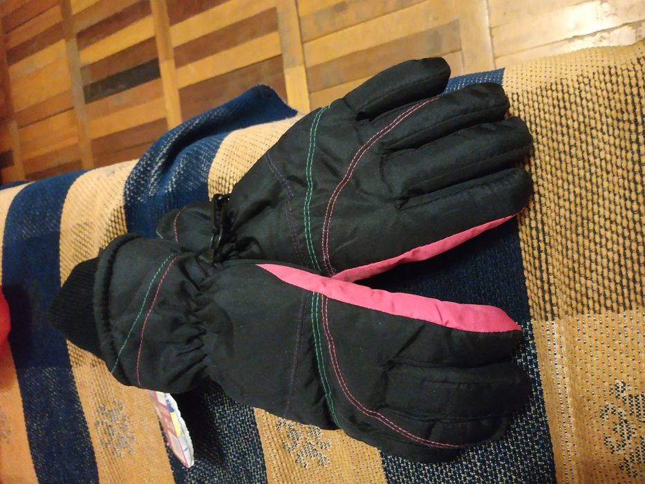 Варежки и рукавицы Thinsulate