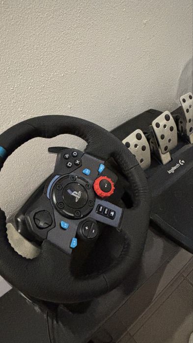 Volante e pedais Logitech G29