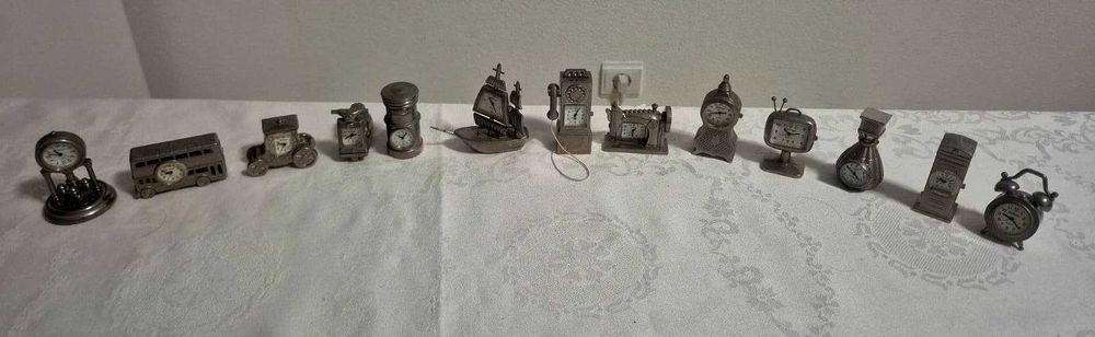 Coleção 13 Relógios Miniatura Vintage em Metal (Le Temps)