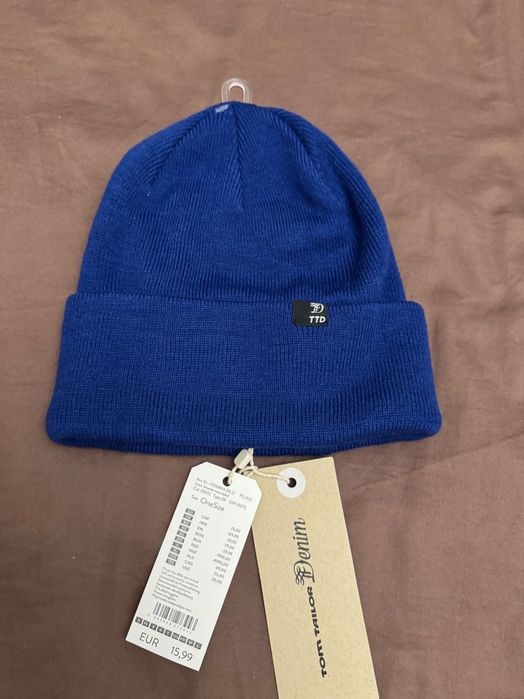 Продам нову оригінальну шапку Tom Tailor. Колір синій,розмір ONE SIZE