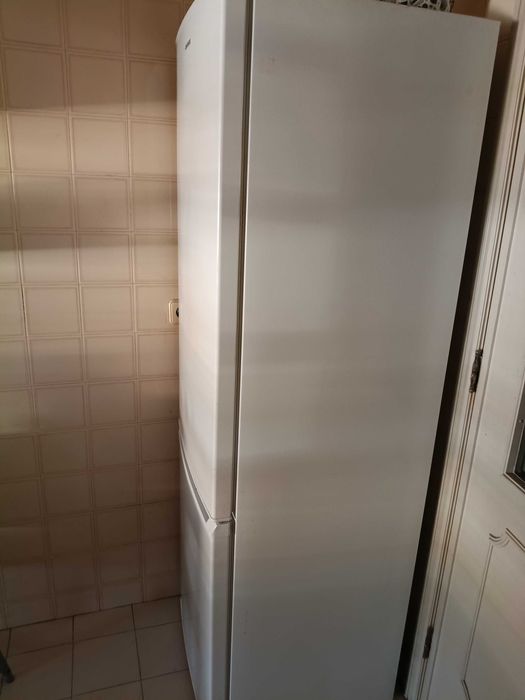 Frigorífico Combinado em excelente estado