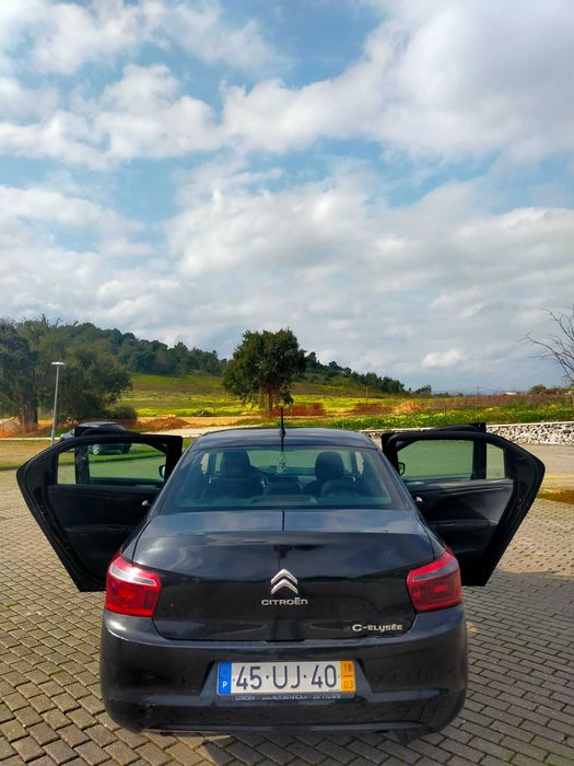 Um carro para vender de 2018