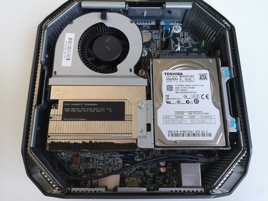 Міні ПК HP Z2 mini G3, Intel Xeon E3-1275 v5, 8Gb DDR4